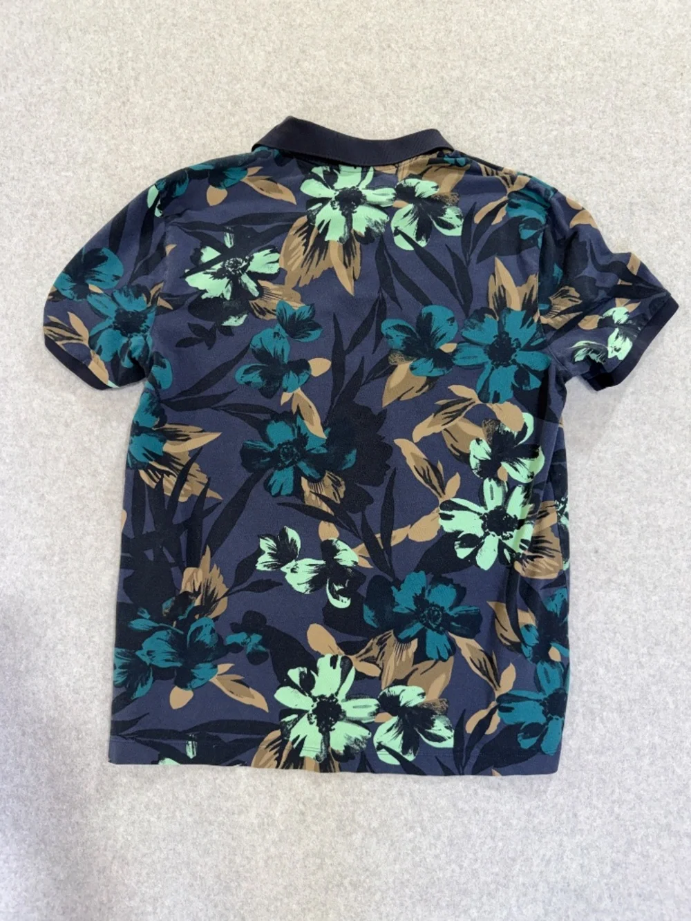 Banana Republic Mens Large Performance Pique Polo Shirt Blue Floral Stretch Golf